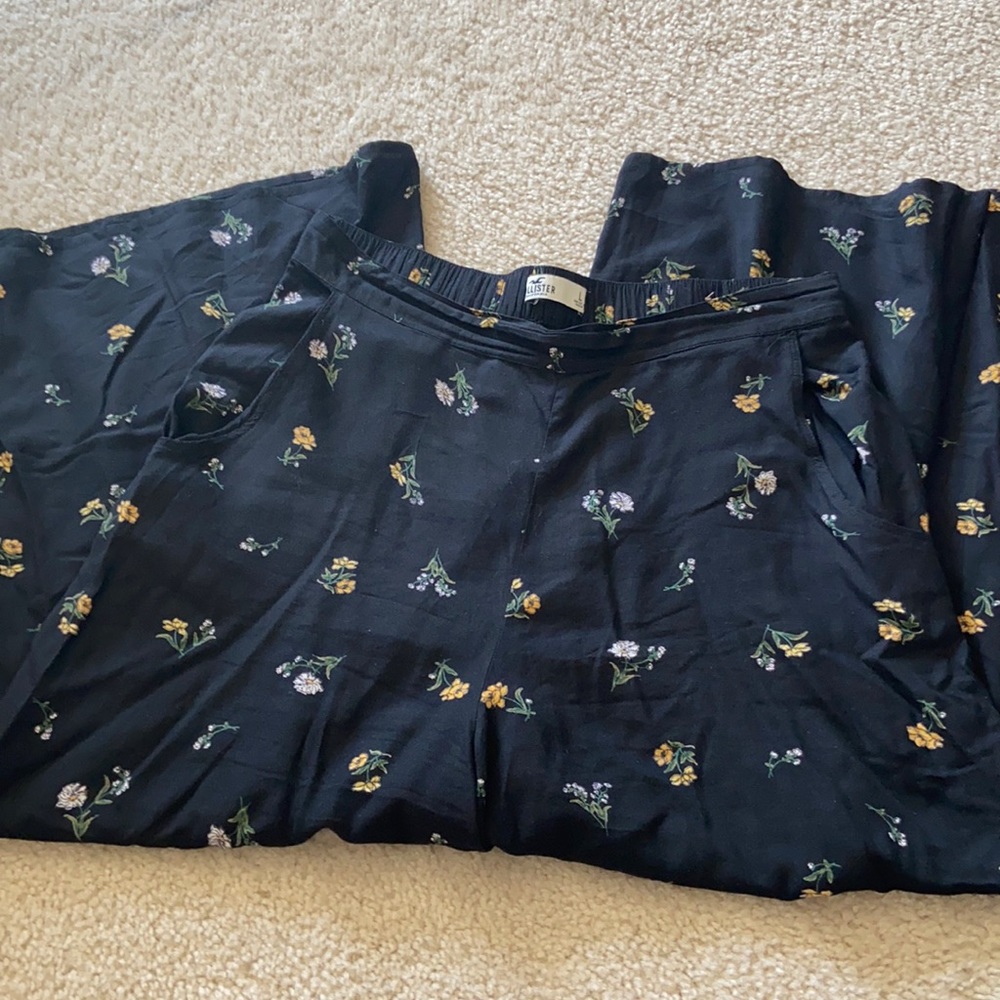 Wide leg pants